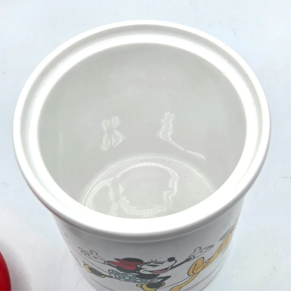 Disney Mickey & Friends‎ Cookie Jar With Red Mickey Ears Lid - Lid Seals